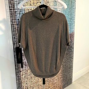 Laurie B Cozy Gray Turtleneck Sweater Small